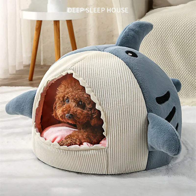 Dog Bed, Winter Warm Semi-enclosed Big Mouth Shark, Comfortable Dog & Cat House